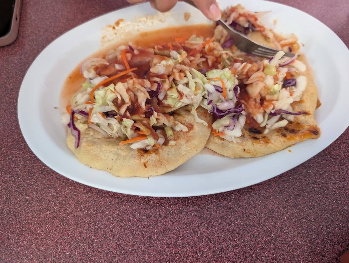 Ashley And Brothers Salvadoran Restaurant